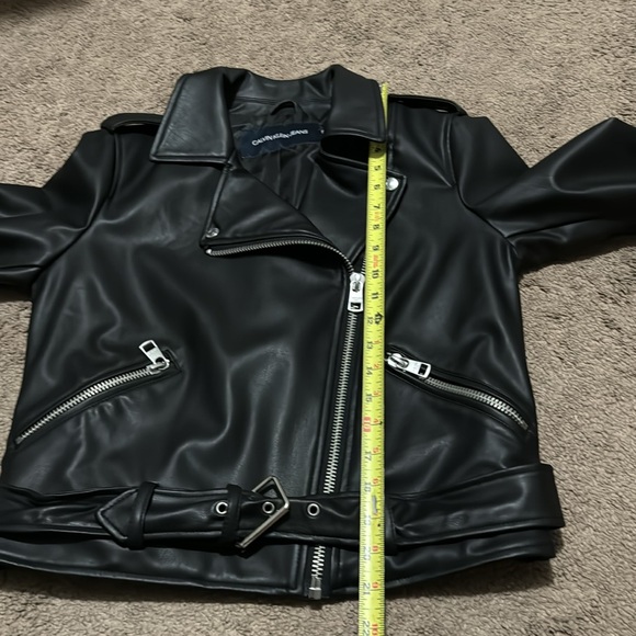 Like New Calvin Klein Faux Leather Cropped Biker Style Jacket-Sz S-Black - Picture 12 of 16